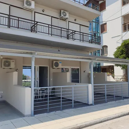 Blue Horizon ניי פורי