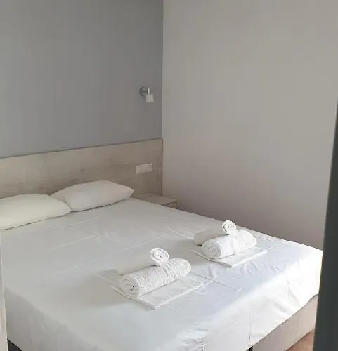 Blue Horizon * Néoi Póroi